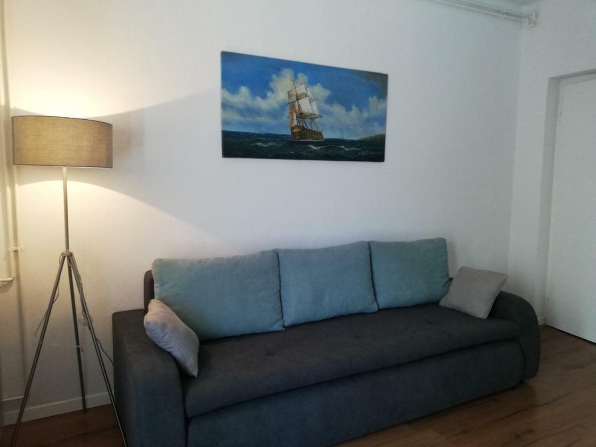 Bond With Private Parking Apartment Zadar Exterior photo